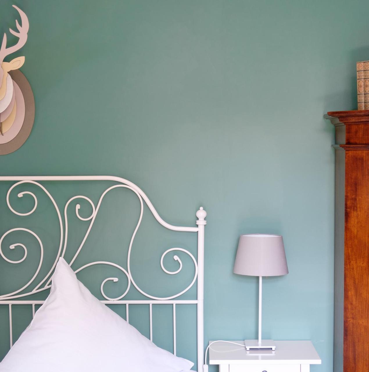 Das Mietwerk - Bed & Breakfast Линдау Экстерьер фото