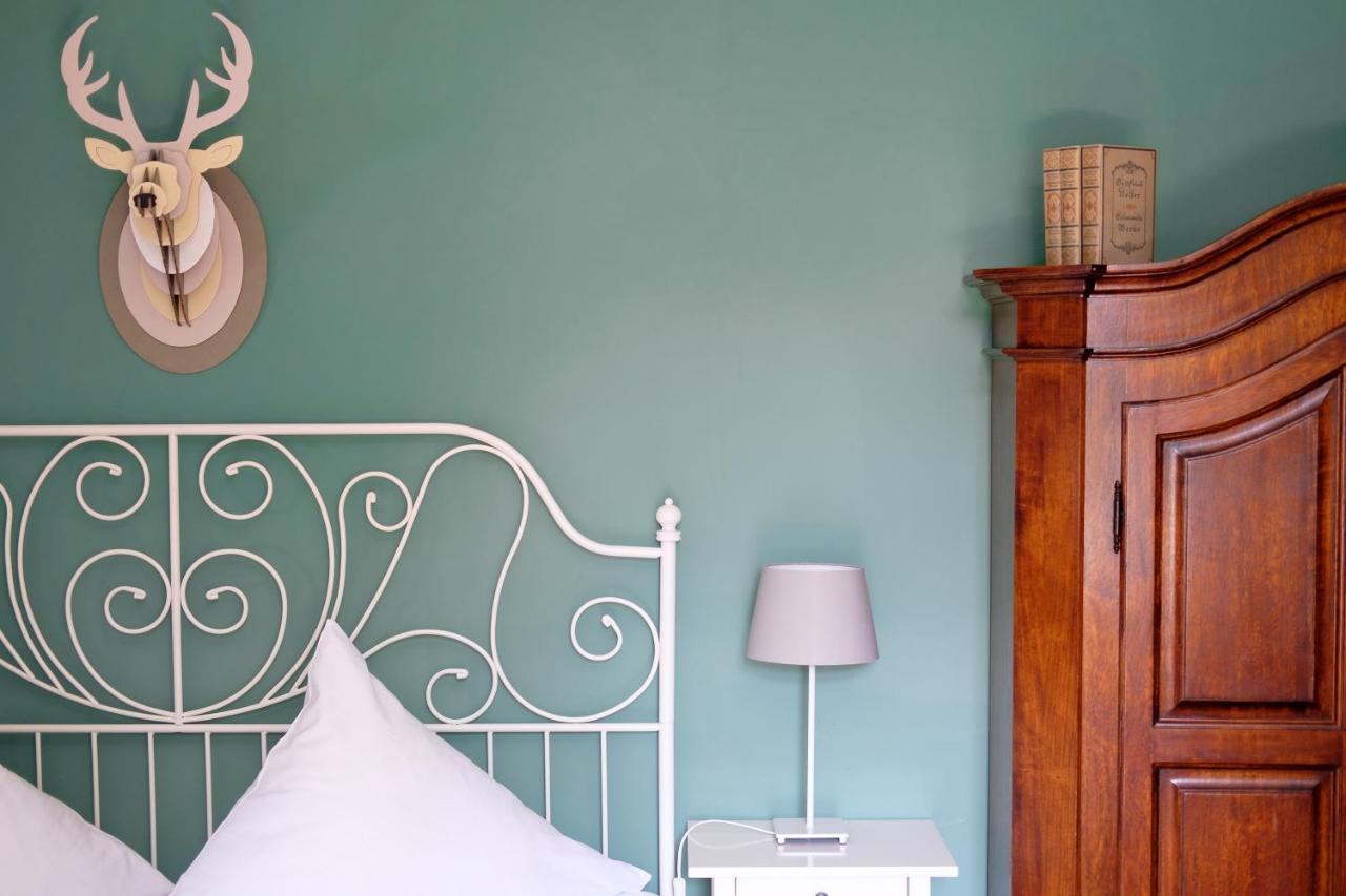 Das Mietwerk - Bed & Breakfast Линдау Экстерьер фото