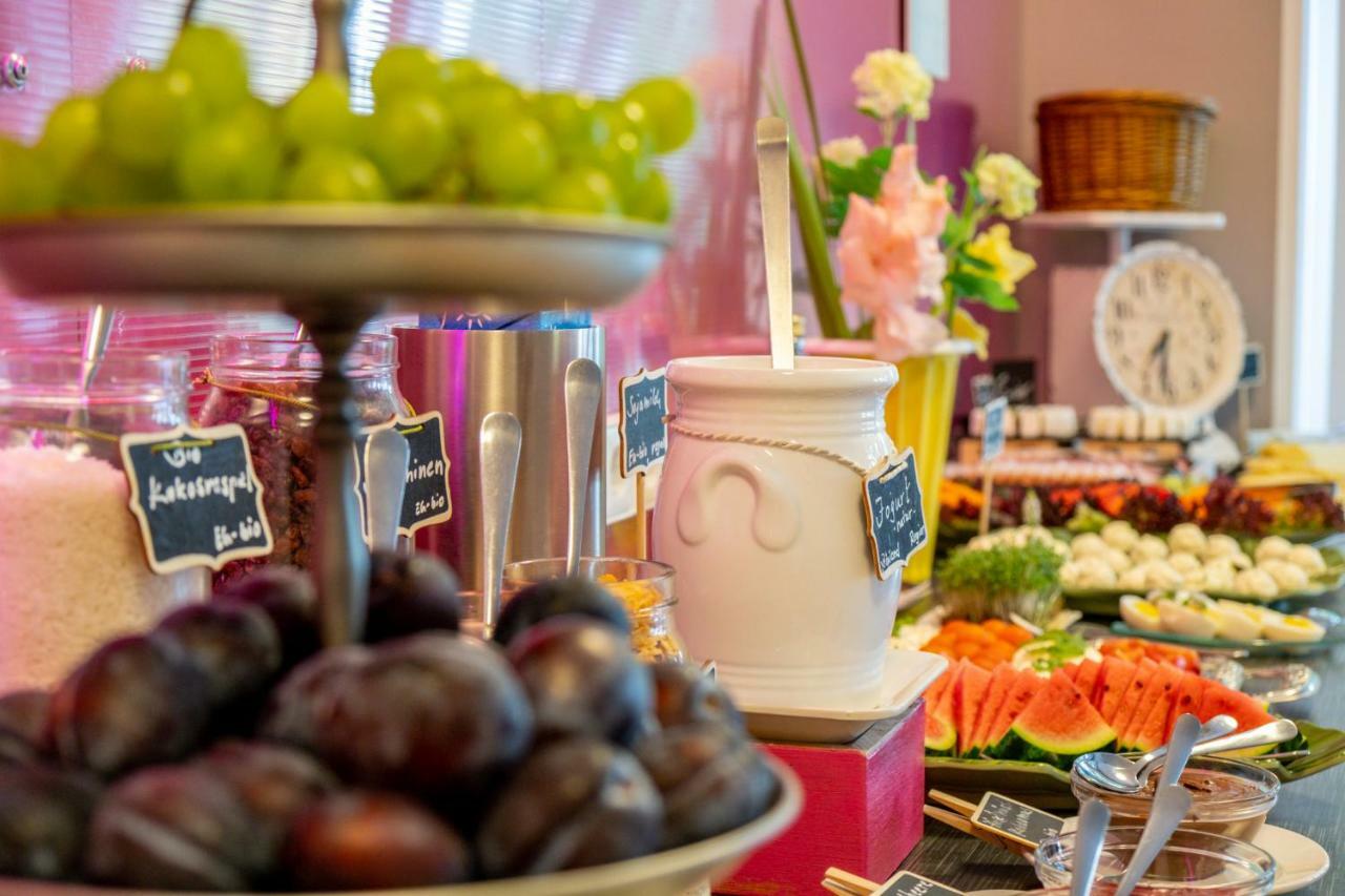 Das Mietwerk - Bed & Breakfast Линдау Экстерьер фото